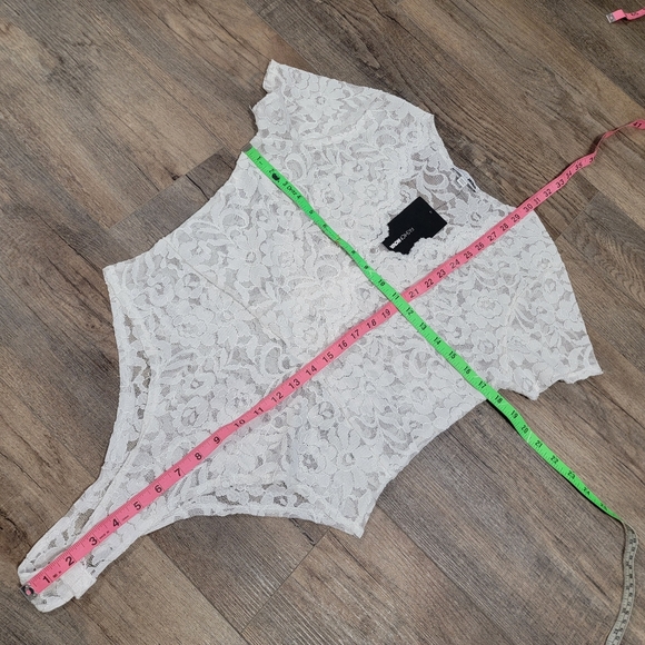 Fashion Nova XL Sultry Lace Bodysuit Off White Thong Snap Scalloped Faux Wrap - Picture 6 of 9